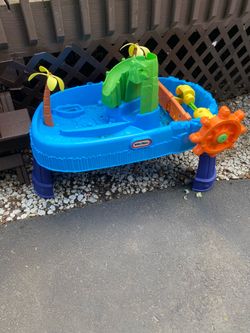 Little Tikes Water Table