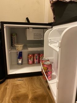 sunbeam mini fridge