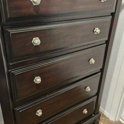 Tall Dresser 5 Drawer 