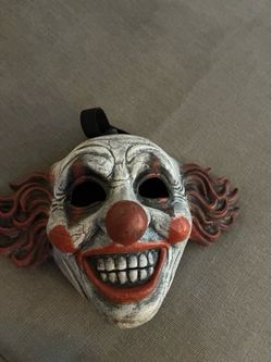 Hollower Mask