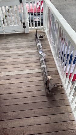 Metal bed frame for sale!