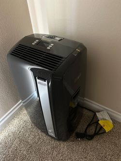 DeLonghi 4-in-1 Portable AC, Heater, Dehumidifier and fan