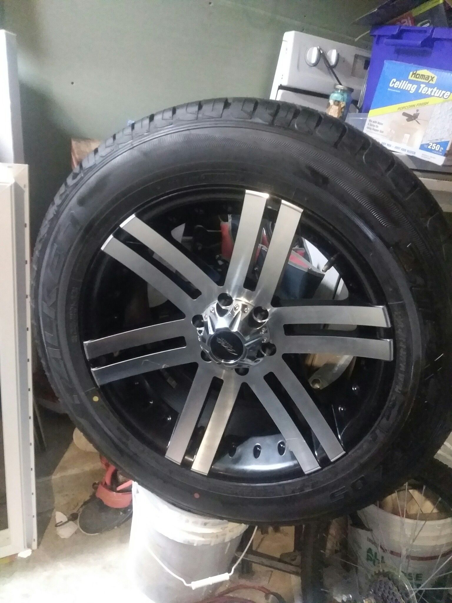 Brand new 20 inch rim brand MB wheels from discount tire with tire for