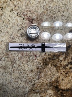 Suva hydra liner and brush in black grease