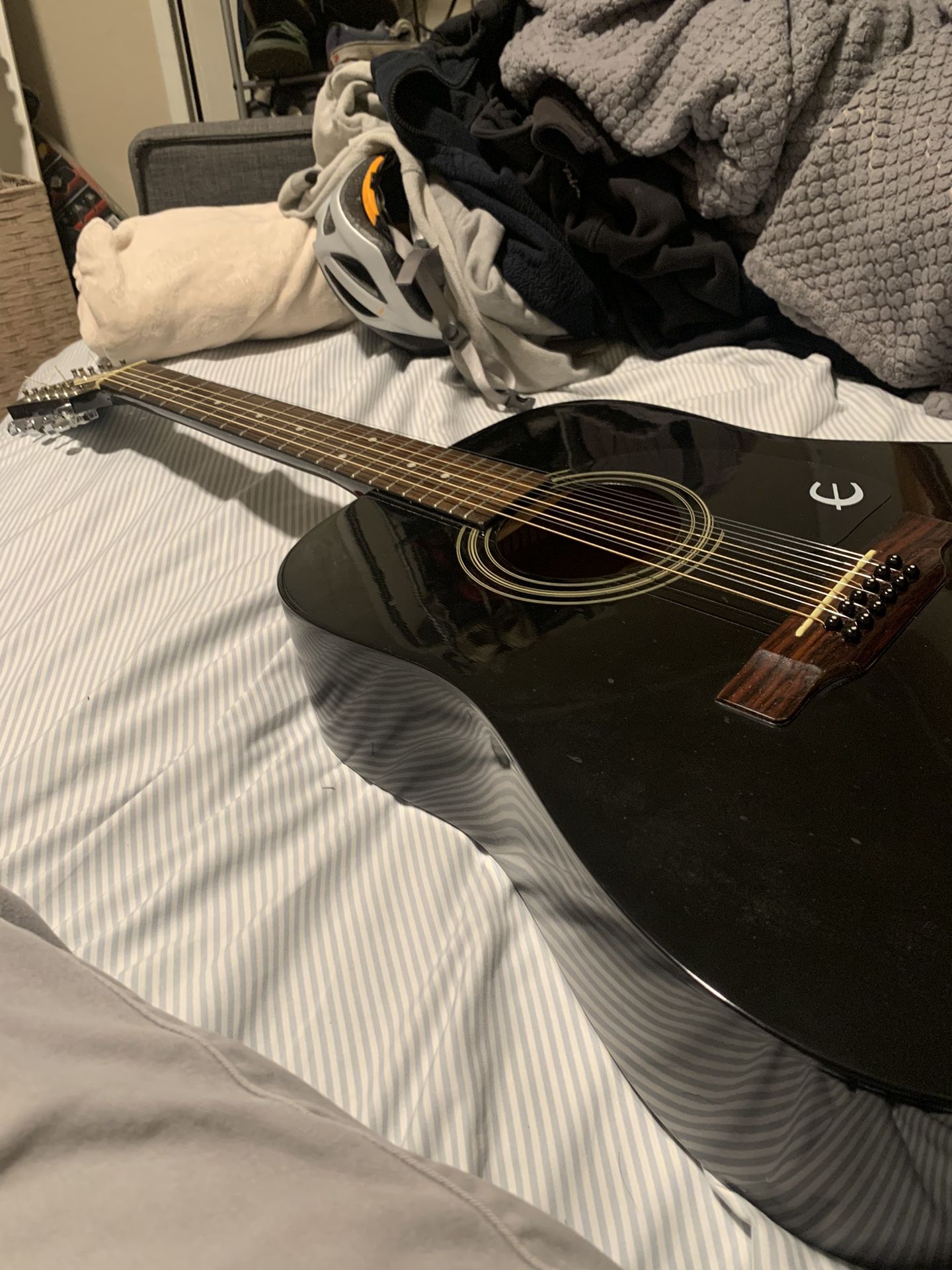  Guitar And Bass Maintenance And Strings Replacement 