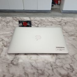 2017 13" Macbook Air 1.8/8/128 (Used)
