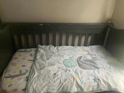 Baby/toddler bed