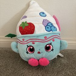Shopkins Yogurt Ice Cream Sundae Yo-Chi Plush Toy