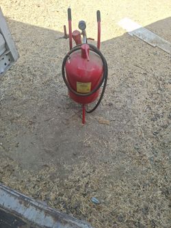 Sand blaster