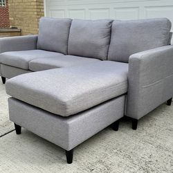 Beautiful Modern Sectional Sofa Couch Like New!!! ( Free Quick Delivery)