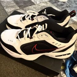 Nike Men's 9 