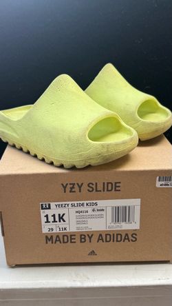 Yeezy slide kids 11c