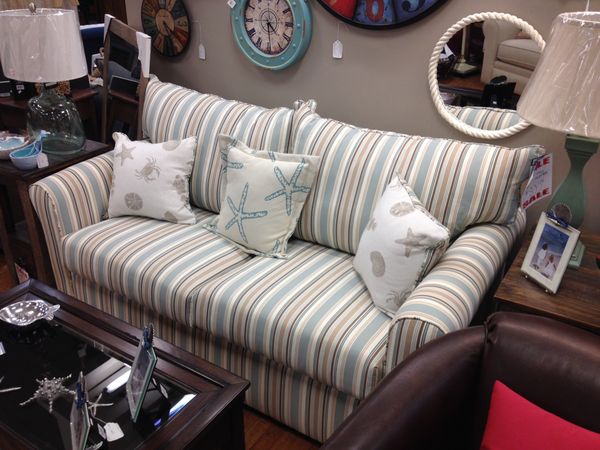 Sleeper sofa nautical / beach design for Sale in