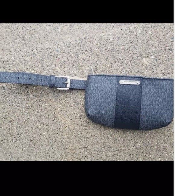 Michael Kors Wrap Around Waist Large