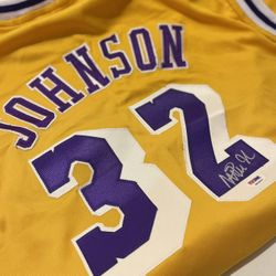 LA Lakers Jersey Hand Signed By Magic Johnson!