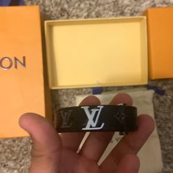 LV Slim Bracelet for Sale in Winchester, CA - OfferUp