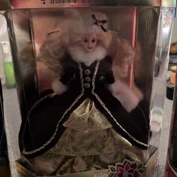 Limited Edition Barbie’s-Priced to Sell!!!