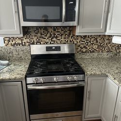 General Electric Microwave and Stove