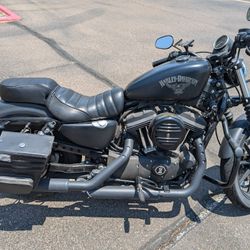 2018 Harley Davidson Iron 883