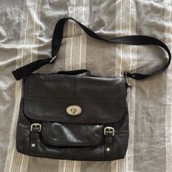 Fossil Messenger Bag