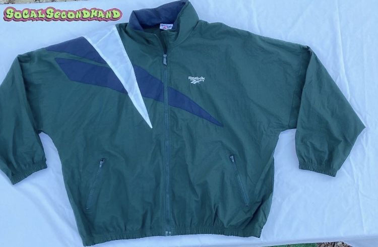Reebok big shoulder logo full zip nylon jacket with hidden hood mens 2XL