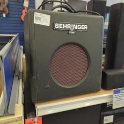 Behringer Amp