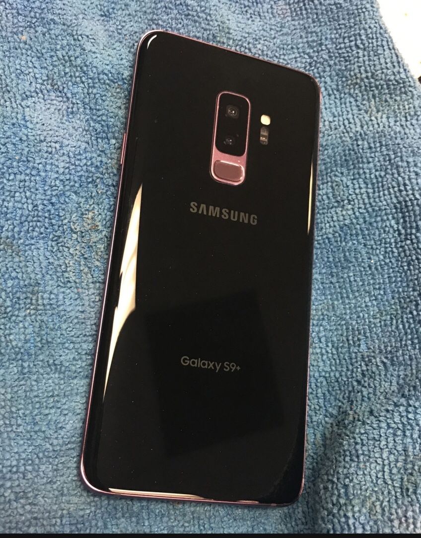 Samsung Galaxy S9 Plus Unlocked with warranty on SALE ‼️ Message me for store address 😃