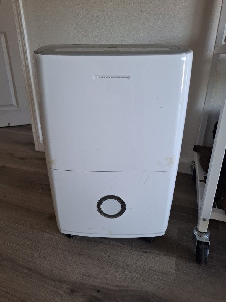 Frigidaire 50 Pint Dehumidifier 