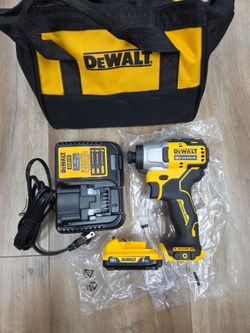 NEW DeWalt 12V Xtreme Brushless 3-Speed Impact Driver Kit With Bag