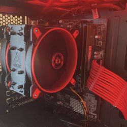 Gaming Computer, Comes With Keyboard And Mouse!!