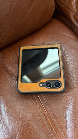 Excellent condition Samsung Z Flip5