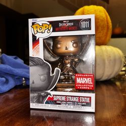 Funko Pop : Supreme Stranger Statue 