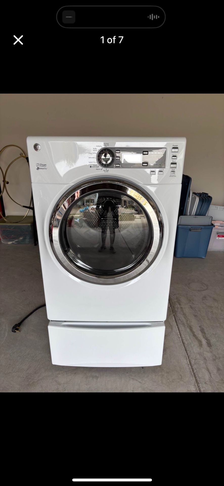 GE 7.5 cu. Ft. Capacity frontload dryer w/steam and stainless steel drum