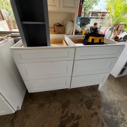White Shaker Base Cabinet Set