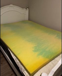 Mattress Topper Full Size(ONLY),Cooling Gel Infused Memory Foam Mattress Topper, 2 Inch.  Brand New