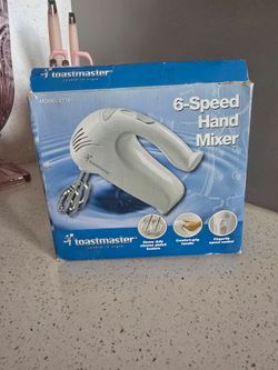 Hand mixer