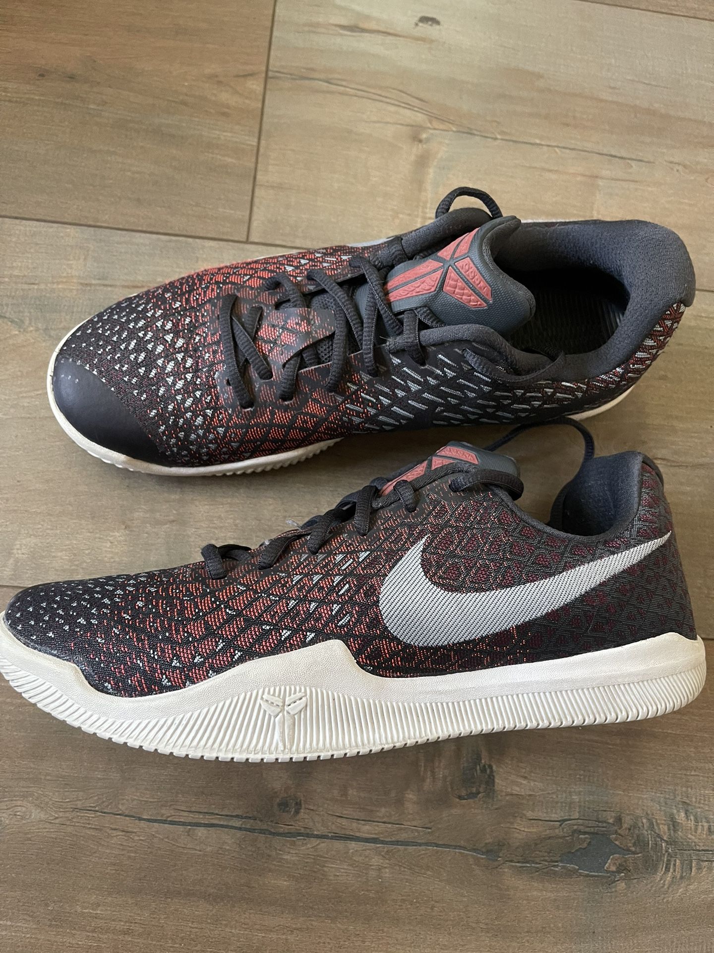 Nike Kobe Mamba Instinct Basketball Shoes
Men\'s Size 9.5 Nike Mens Mamba Instinct 852473-002 Gray Lace | Mercari main image 2