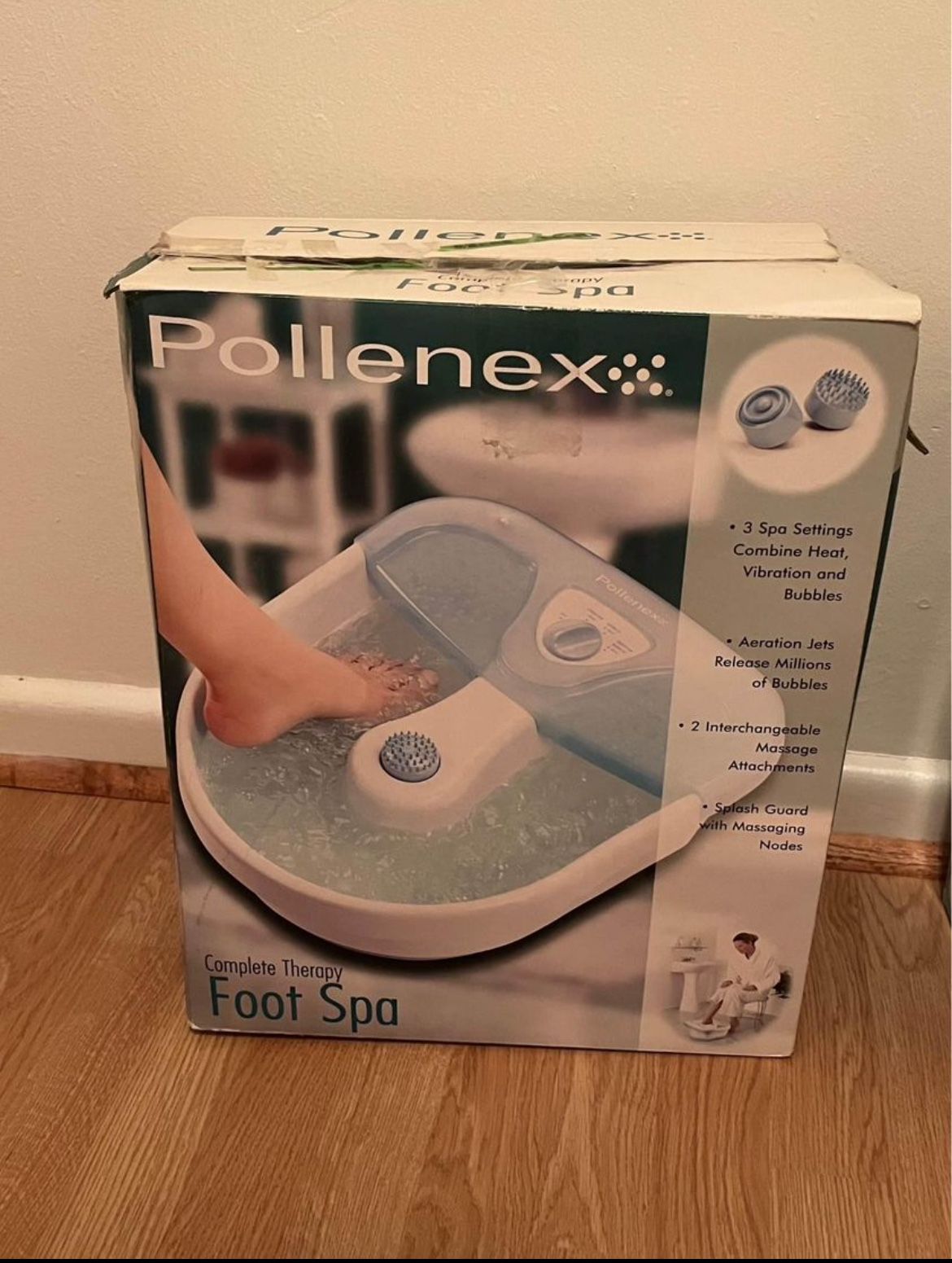 Pollenex FOOT SPA Complete Therapy. Vibrates, Heat, Bubbles