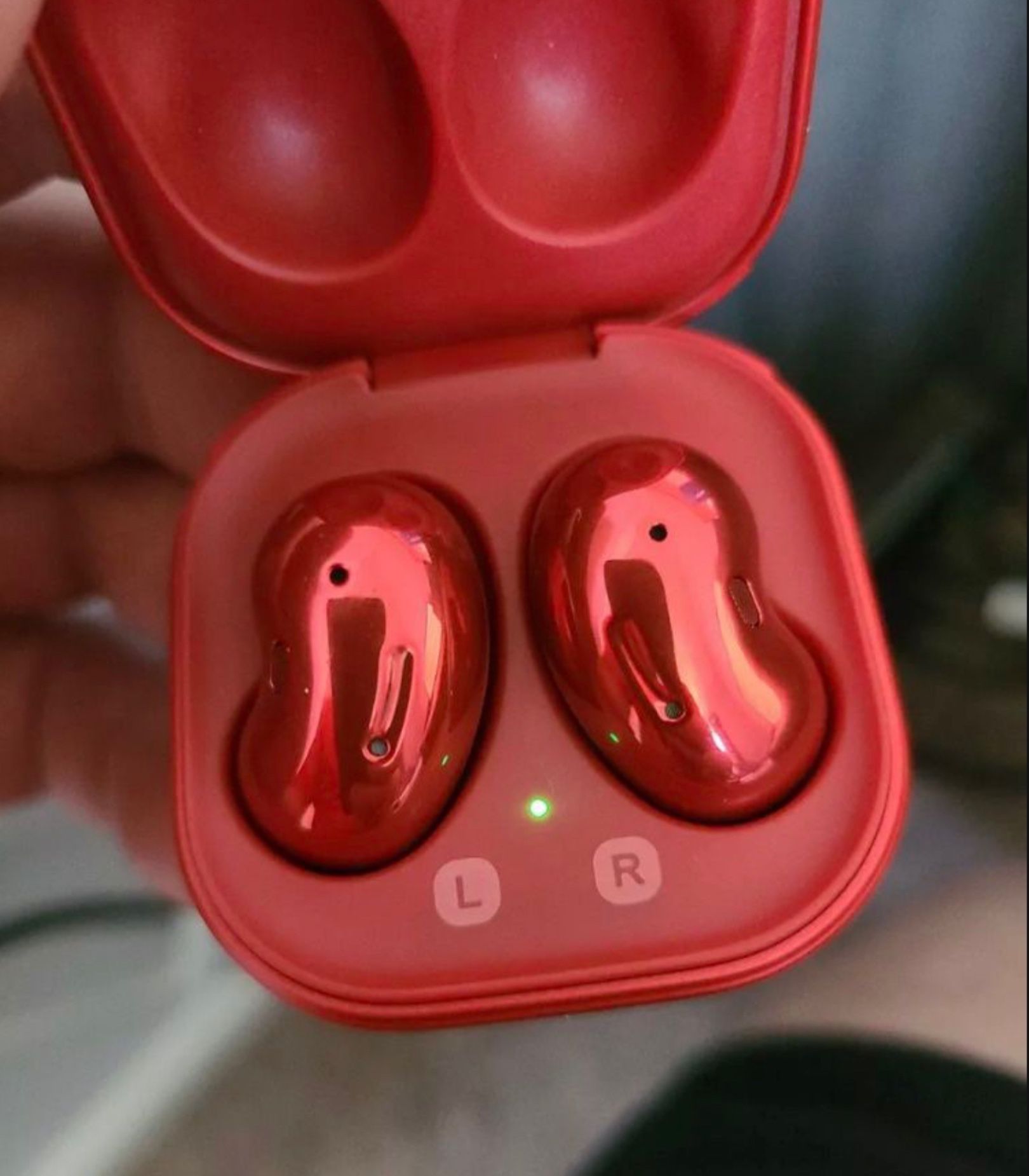 Samsung Galaxy Buds Live Wireless In-Ear Headset - RED