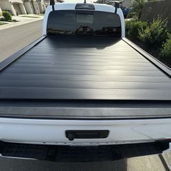 Tacoma 3Gen 2016 to 2023 Retrax Pro XR Tonneau