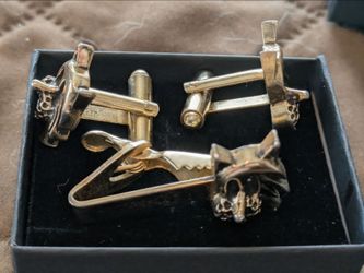 Big Bad Wolf Cufflinks With Tiebar