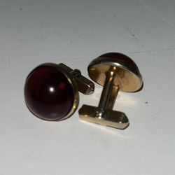 Cuff Links Set - Great Condition - .75” x 1”