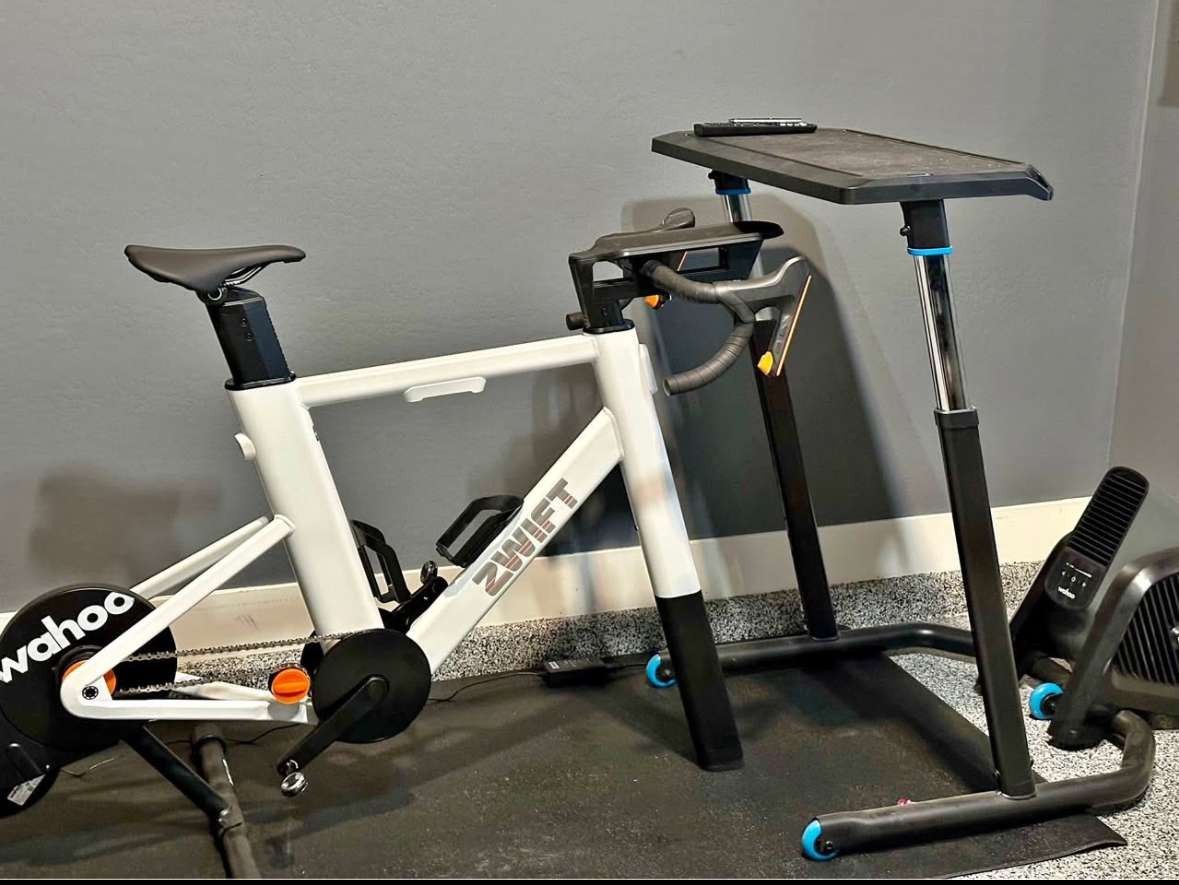 Zwift Bike+Wahoo-Bike-Trainer