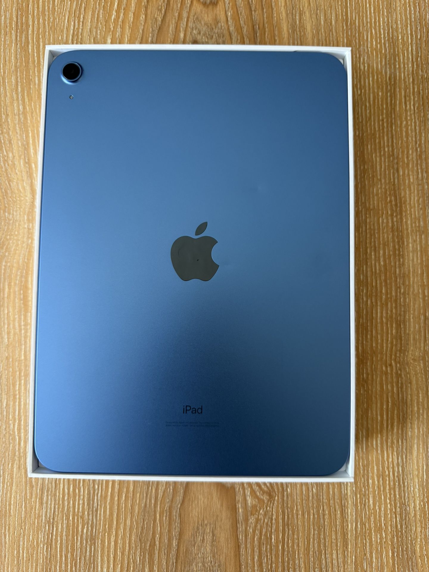 Apple IPad 10th generation (BLUE) With Apple Pencil