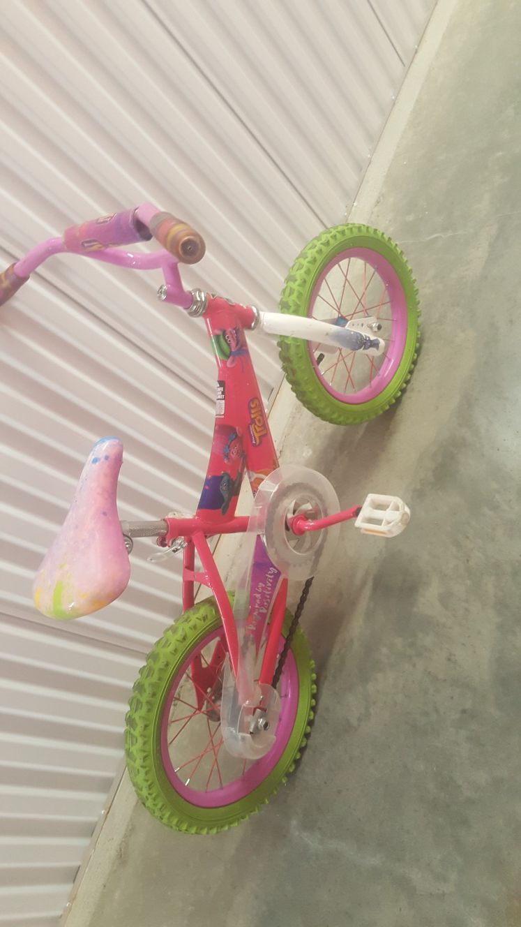 Trolls girl's bike "14