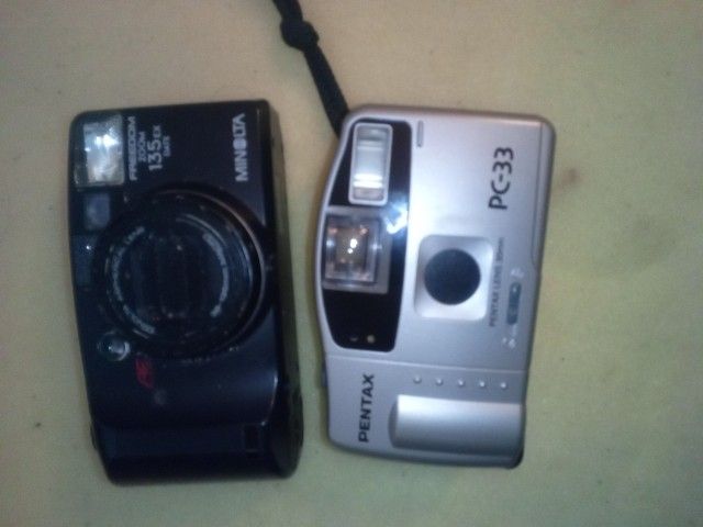 Minolta And Pentax 35 Mm Cameras Good Condition