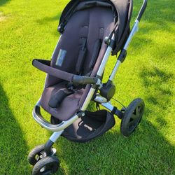 Quinny Buzz Xtra 2.0 Stroller - With Cup Holder 

