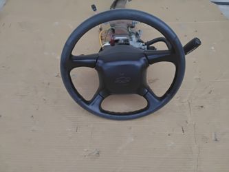 2001 To 2002 Chevy Silverado Pickup Truck Steering Column Automatic With Tow OEM Like New. 