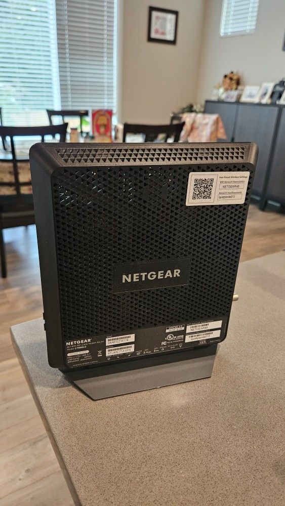 Netgear Nighthawk AC1900 Cable Modem Router