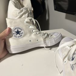 Converse Kids Size 5